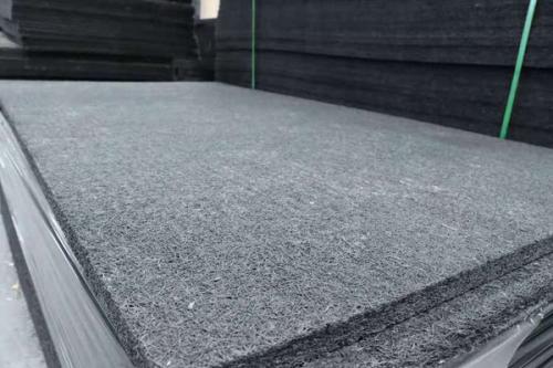 瀝青木絲板是否具備防水功能？